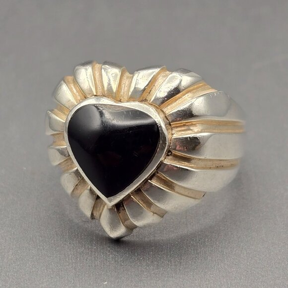 Sterling Silver Black Onyx Ribbed Heart Ring Size 8 SE Hallmark 5.64g - Picture 1 of 11
